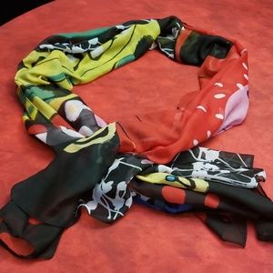 Desigual scarf